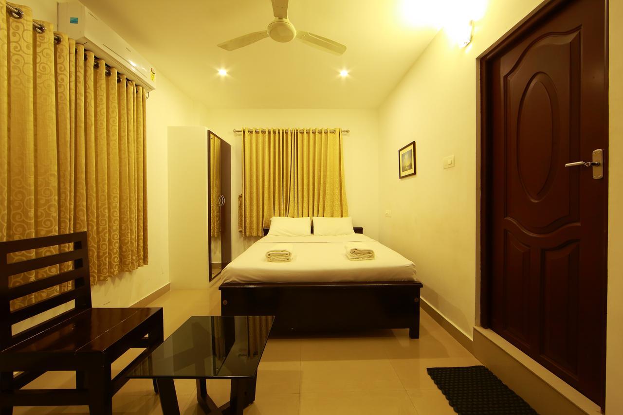Sara Hotels And Apartments Nedumbassery Exterior foto